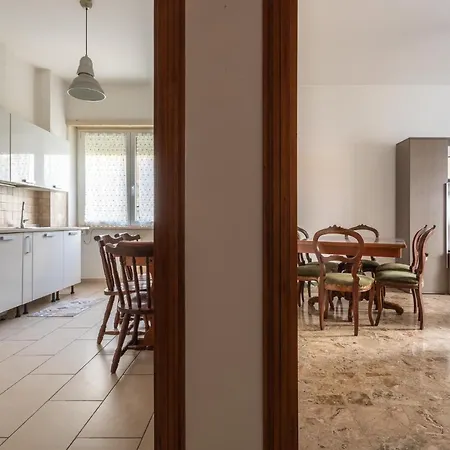 - Colombo Apartment Roseto Degli Abruzzi